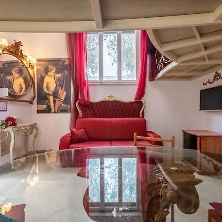 Casa vacanze Vicino Al Centro Maga Merlin Pisa